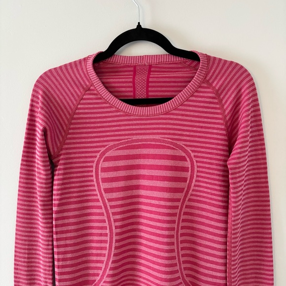 Lululemon Swiftly Tech Long Sleeve Crew Top Lightweight Running Athletic Striped - Picture 3 of 6
